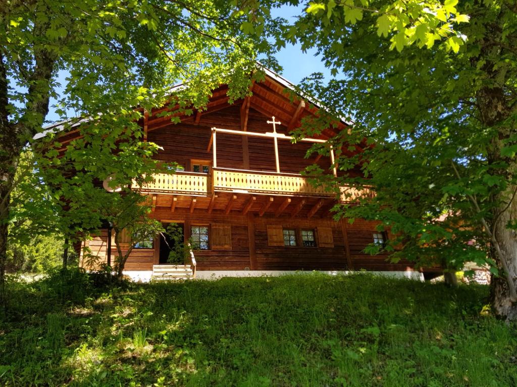 Appartement - dans le chalet Carmazin